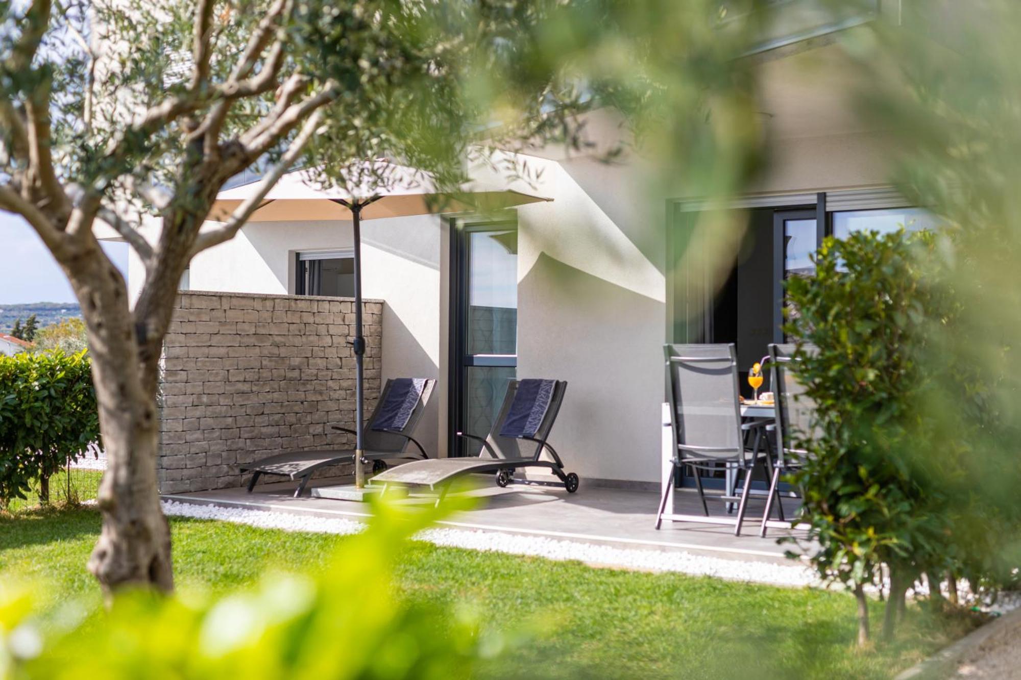 Apartment Elegance Krk Town Buitenkant foto