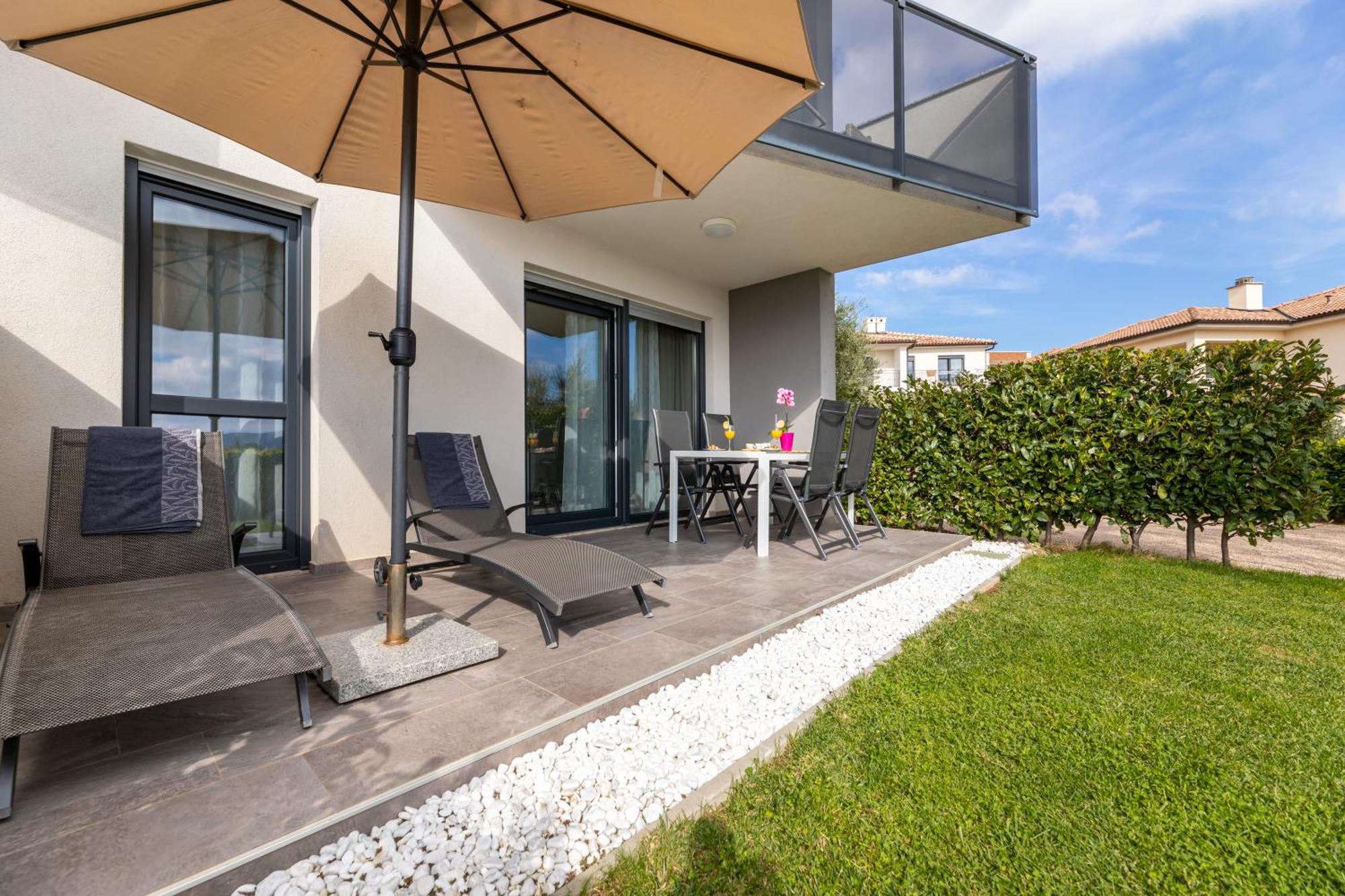 Apartment Elegance Krk Town Buitenkant foto