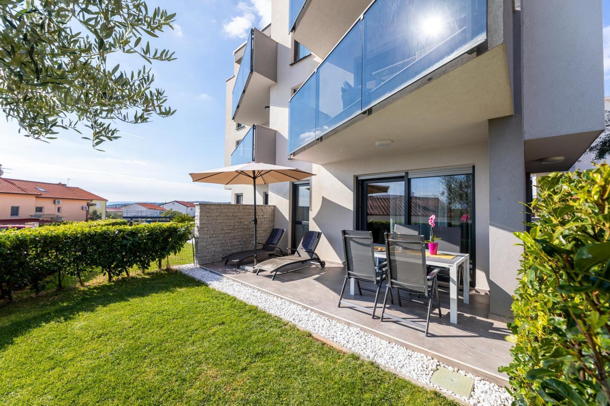 Apartment Elegance Krk Town Buitenkant foto