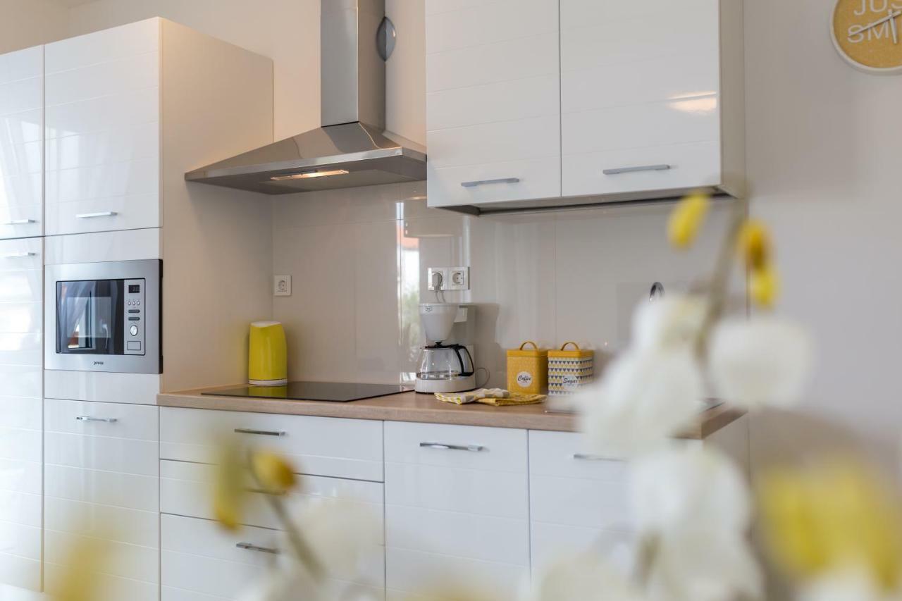 Apartment Elegance Krk Town Buitenkant foto