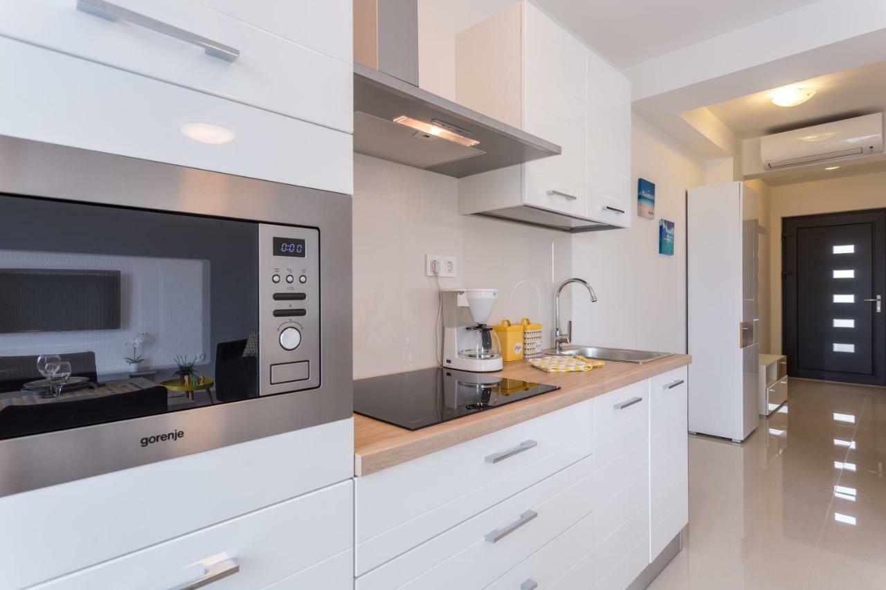 Apartment Elegance Krk Town Buitenkant foto